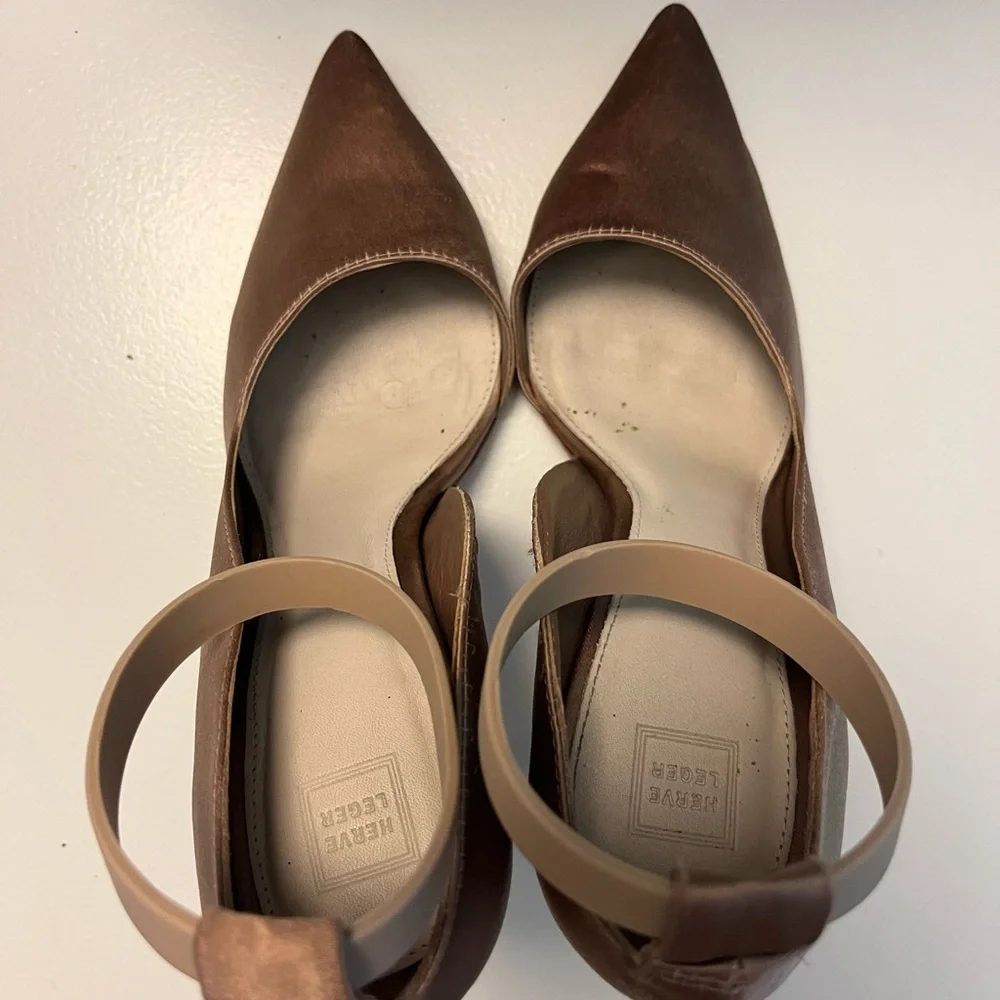 Herve Leger nude light pink neutral satin pointed point toe heels pumps … - Picture 4 of 10